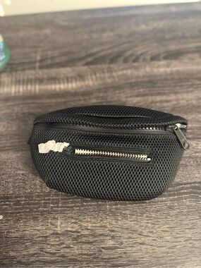 Dagne Dover Air Mesh Fanny pack in color Onyx